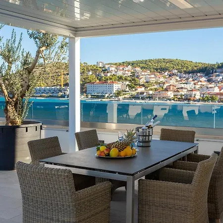 Prestige 2 Apartman Trogir