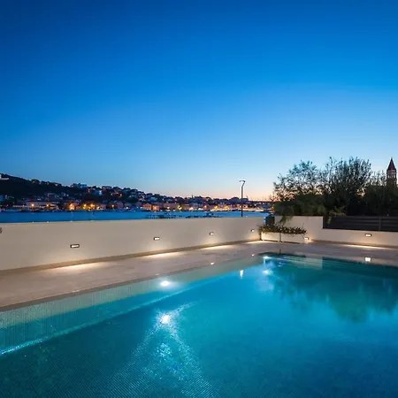 Prestige 2 Apartament *