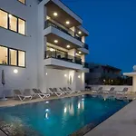 Prestige 2 Apartment *